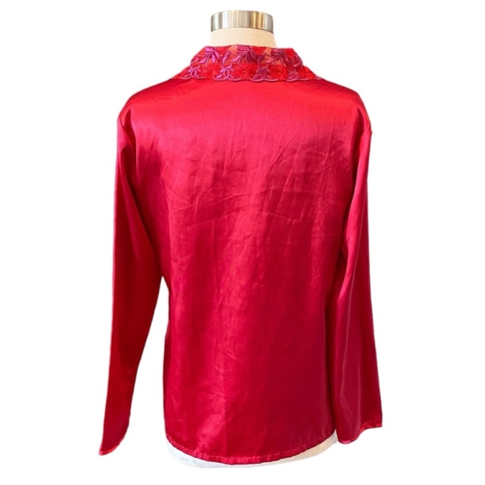 Victoria’s Secret Red Satin Pajama Set With Floral Lace Trim - Picture 6 of 9